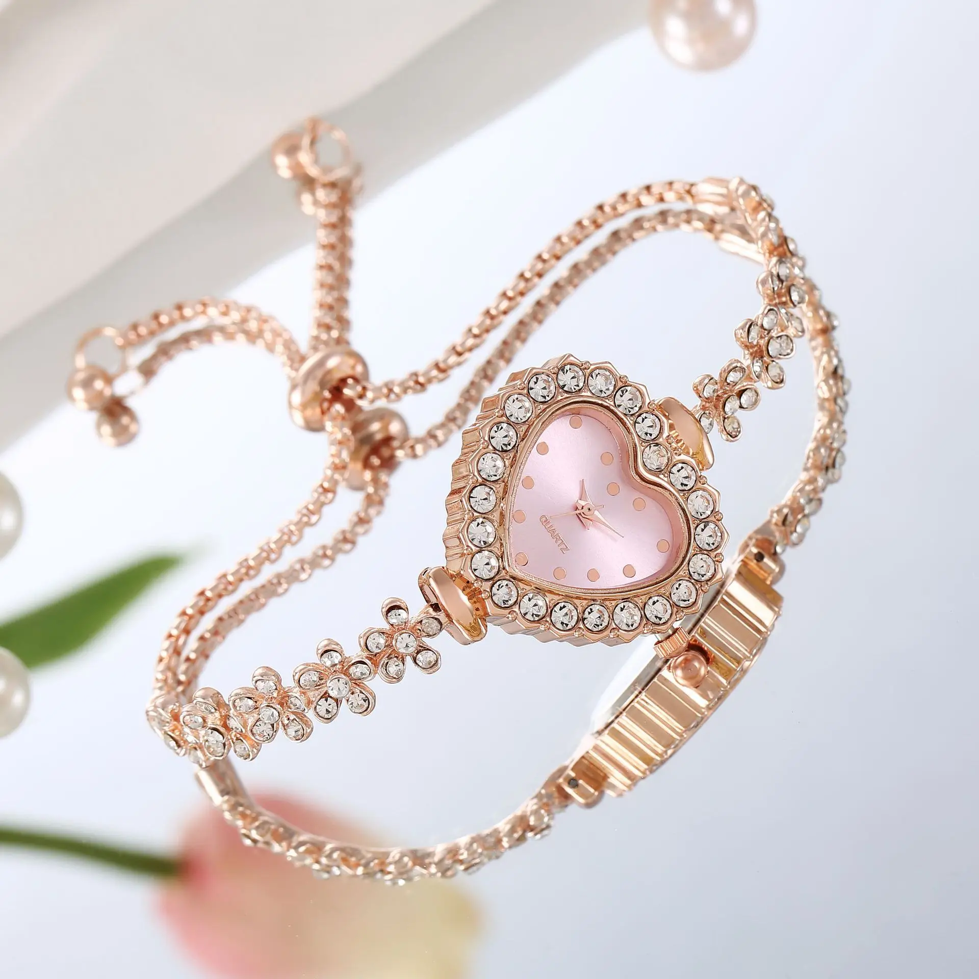 Luxury Crystal Women Bracelet Watches Top Brand Fashion Diamond Ladies Quartz Watch Steel Female Wristwatch Montre Femme
Luxury Crystal Women Bracelet Watches Top Brand Fashion Diamond Ladies Quartz Watch Steel Female Wristwatch Montre Femme