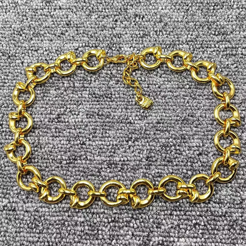 UNOde50 2022 New Design Delicate Fashion Electroplated 925 Silver Fashion Necklace 14K Gold Holiday Jewelry Gift
UNOde50 2022 New Design Delicate Fashion Electroplated 925 Silver Fashion Necklace 14K Gold Holiday Jewelry Gift