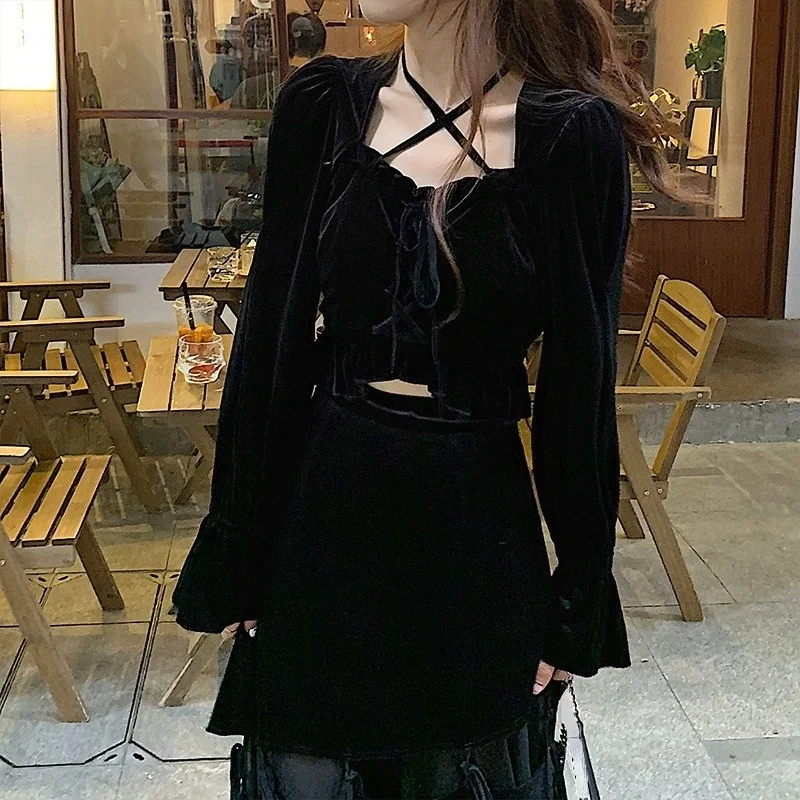 2021 Winter Velvet Y2k Midi Dress Women Casual Black Vintage Dress Gothic Long Sleeve Bandage Elegant 2 Piece Set Dress Korean
2021 Winter Velvet Y2k Midi Dress Women Casual Black Vintage Dress Gothic Long Sleeve Bandage Elegant 2 Piece Set Dress Korean