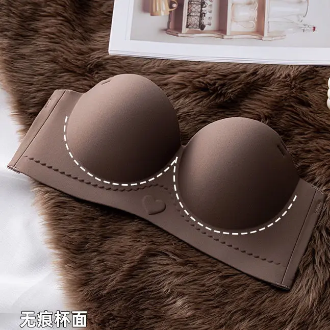 Small Chest Showing Big Underwear Women's One-piece Film Seamless Gather Strapless Tube Top Non-slip Bra
Small Chest Showing Big Underwear Women's One-piece Film Seamless Gather Strapless Tube Top Non-slip Bra