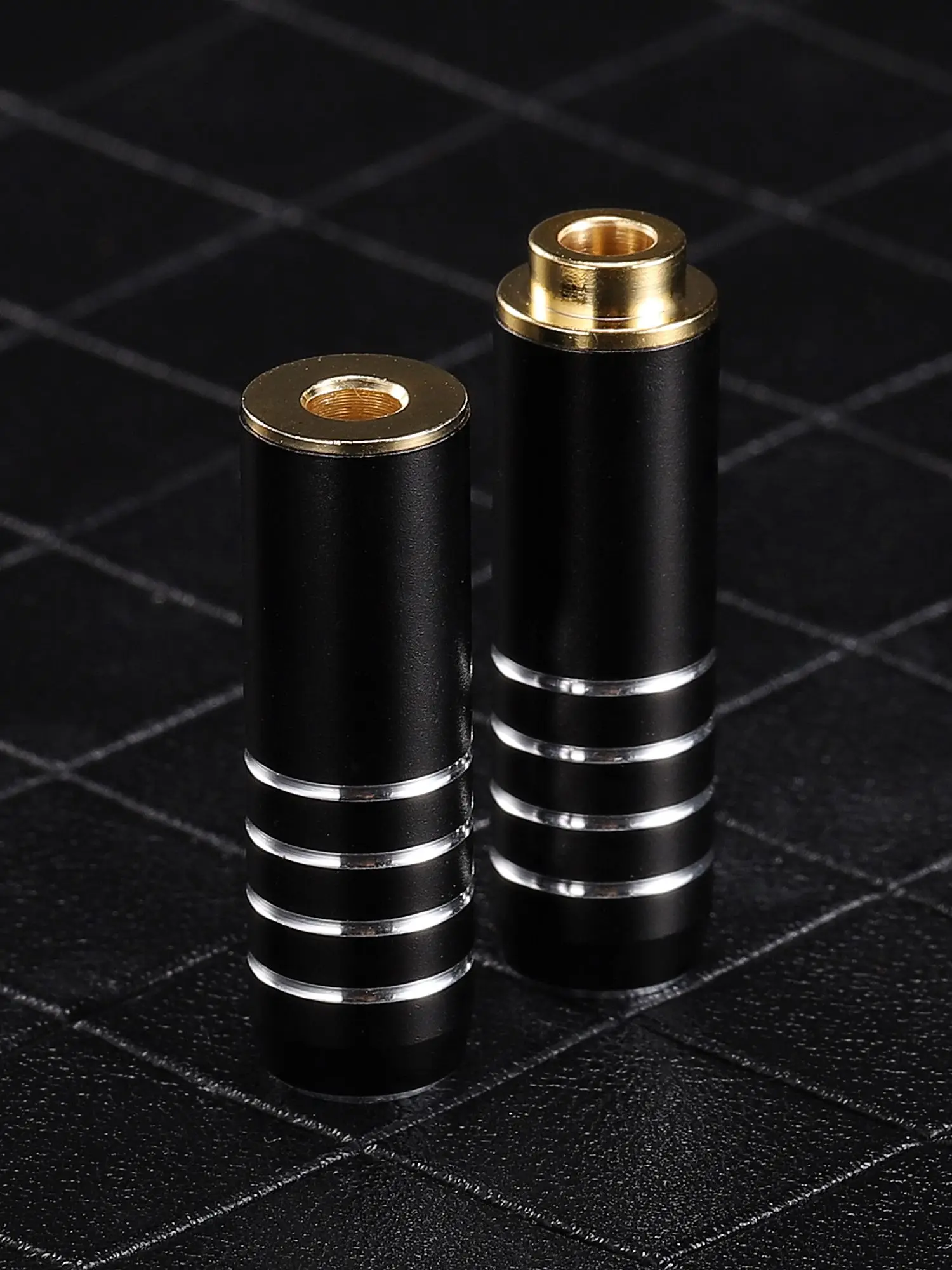 Aluminum alloy 4.4 five level balanced bus base extension line transfer lineSuper stable tuning fork base
Aluminum alloy 4.4 five level balanced bus base extension line transfer lineSuper stable tuning fork base