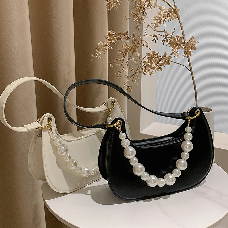GUTELINA Pearl Handbag Crescent Style Women's Bag Solid Color Single Shoulder Messenger Bag High Quality Fashion Bags for Women
GUTELINA Pearl Handbag Crescent Style Women's Bag Solid Color Single Shoulder Messenger Bag High Quality Fashion Bags for Women