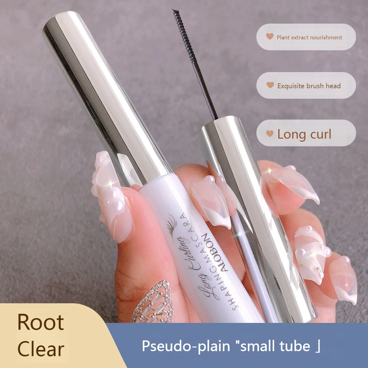 Yabang Long Qiao Fine Carving Mascara Waterproof and Sweatproof Long Slim Curly Thick Roots Clear and Not Easy to Spotted
Yabang Long Qiao Fine Carving Mascara Waterproof and Sweatproof Long Slim Curly Thick Roots Clear and Not Easy to Spotted