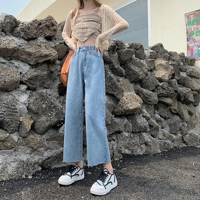 Wide-leg pants 2023 spring autumn women high waist loose large size Korean fashion style straight leg nine-point jeans 
Wide-leg pants 2023 spring autumn women high waist loose large size Korean fashion style straight leg nine-point jeans