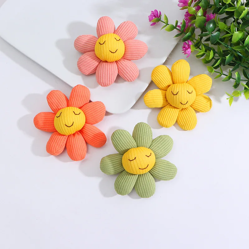 Fabric Sunflower Smiley Brooch Lapel Button Pin Accessories Alloy Personality Brooch Men's and Women's Clothing Bag Decoration
Fabric Sunflower Smiley Brooch Lapel Button Pin Accessories Alloy Personality Brooch Men's and Women's Clothing Bag Decoration