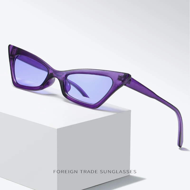 Fashion Small Cat Eye Sunglasses Luxury Brand Design New Retro Women Sun Glasses UV400 Shades Eyewear
Fashion Small Cat Eye Sunglasses Luxury Brand Design New Retro Women Sun Glasses UV400 Shades Eyewear