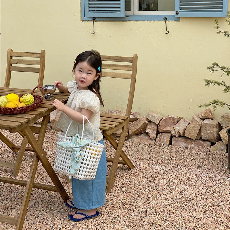 Children Clothes Girl's Shirt 2022 Summer Korean Girls' Three-dimensional Embroidered Shirt Bubble Sleeve Blouse Tops ブラウス
Children Clothes Girl's Shirt 2022 Summer Korean Girls' Three-dimensional Embroidered Shirt Bubble Sleeve Blouse Tops ブラウス