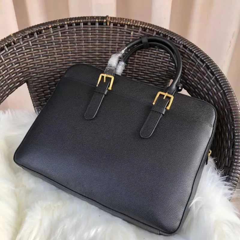 Briefcases Luxury Brand Business Black Leather Laptop Handbag Large Capacity Computer Men's Travel Office Handbags
Briefcases Luxury Brand Business Black Leather Laptop Handbag Large Capacity Computer Men's Travel Office Handbags