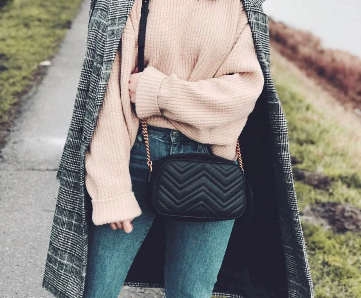 2023 New Camera Bag Fashion Brand Luxury Fashion Genuine Leather Square Women's One Shoulder G Crossbody Bag Free Delivery
2023 New Camera Bag Fashion Brand Luxury Fashion Genuine Leather Square Women's One Shoulder G Crossbody Bag Free Delivery