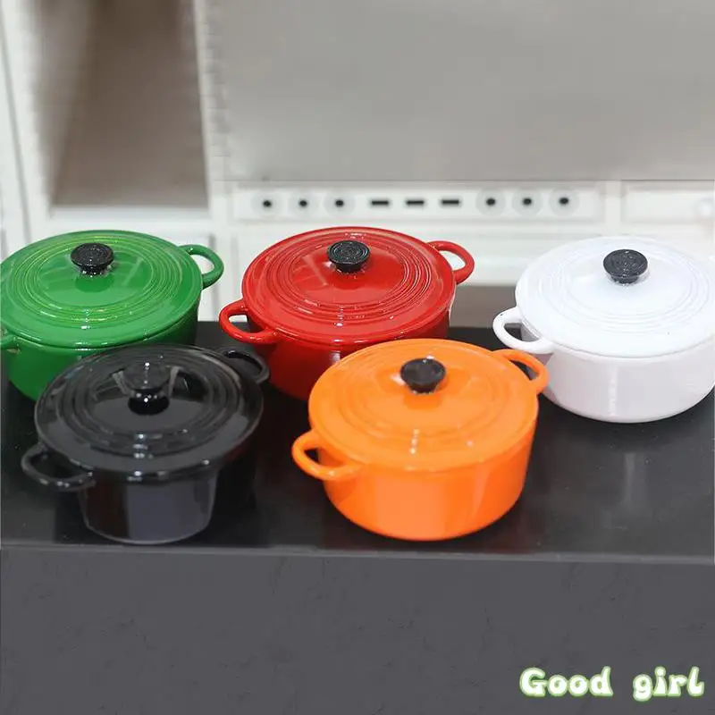 Miniature Mini Pot Boiler Pan With Lid Kettle Model For 1/12 Dollhouse Kitchen Utensil Cooking Ware Play Kitchen Toy Accessories
Miniature Mini Pot Boiler Pan With Lid Kettle Model For 1/12 Dollhouse Kitchen Utensil Cooking Ware Play Kitchen Toy Accessories