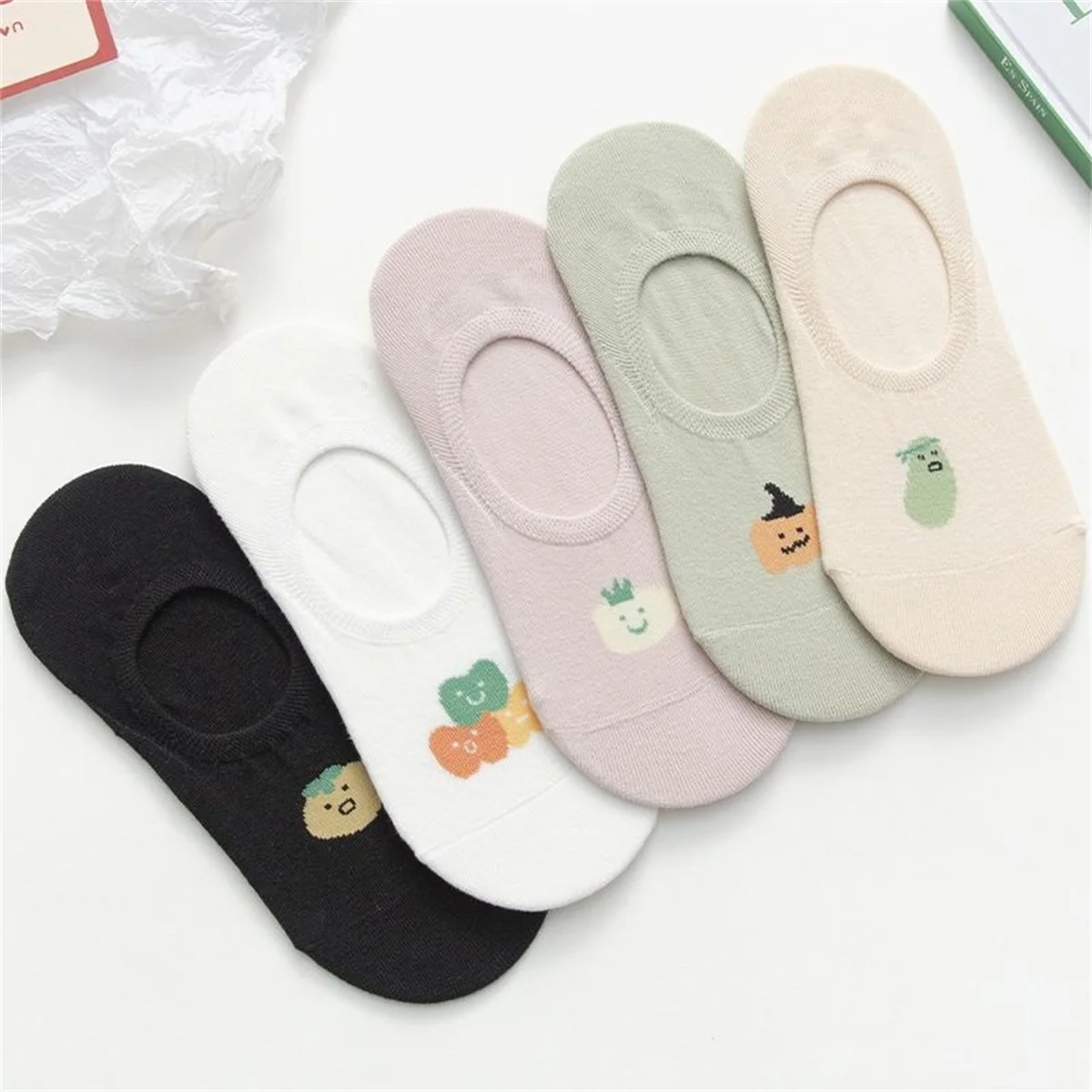 Dreamlikelin 5Pairs/lot Spring Summer Socks Thin Invisible Non-slip Silicone Cute Cartoon Female Girls Boat Socks
Dreamlikelin 5Pairs/lot Spring Summer Socks Thin Invisible Non-slip Silicone Cute Cartoon Female Girls Boat Socks