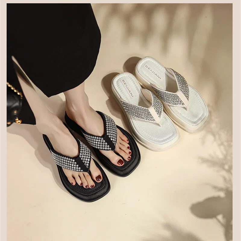 Rhinestones Woman Slippers Summer Solid Zapatos De Mujer Platform Flip Flops Thick Bottom Shoes Fashion Rome Beach Lady Slippers
Rhinestones Woman Slippers Summer Solid Zapatos De Mujer Platform Flip Flops Thick Bottom Shoes Fashion Rome Beach Lady Slippers