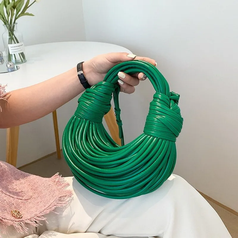 FUNMARDI Luxury Brand Women Handbags Trend Knoted Noodle Designer Shoulder Crossbody Bag 2022 Small PU Leather Tote Bag WLHB2774
FUNMARDI Luxury Brand Women Handbags Trend Knoted Noodle Designer Shoulder Crossbody Bag 2022 Small PU Leather Tote Bag WLHB2774