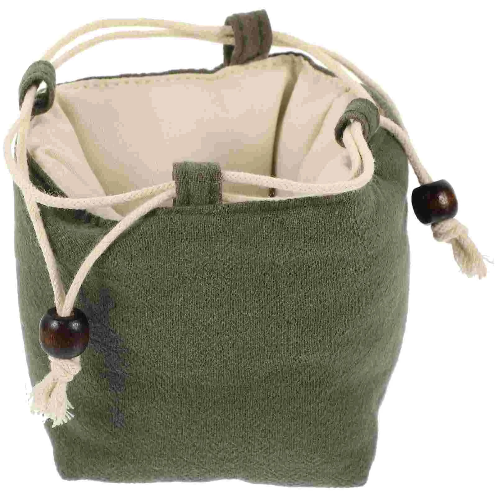 Dog Treat Pouch Training Puppy Free Hands Waist Bait Walking Snack Pet Holder Dispenser Container Cloth Food Treats Dogs Pouches
Dog Treat Pouch Training Puppy Free Hands Waist Bait Walking Snack Pet Holder Dispenser Container Cloth Food Treats Dogs Pouches