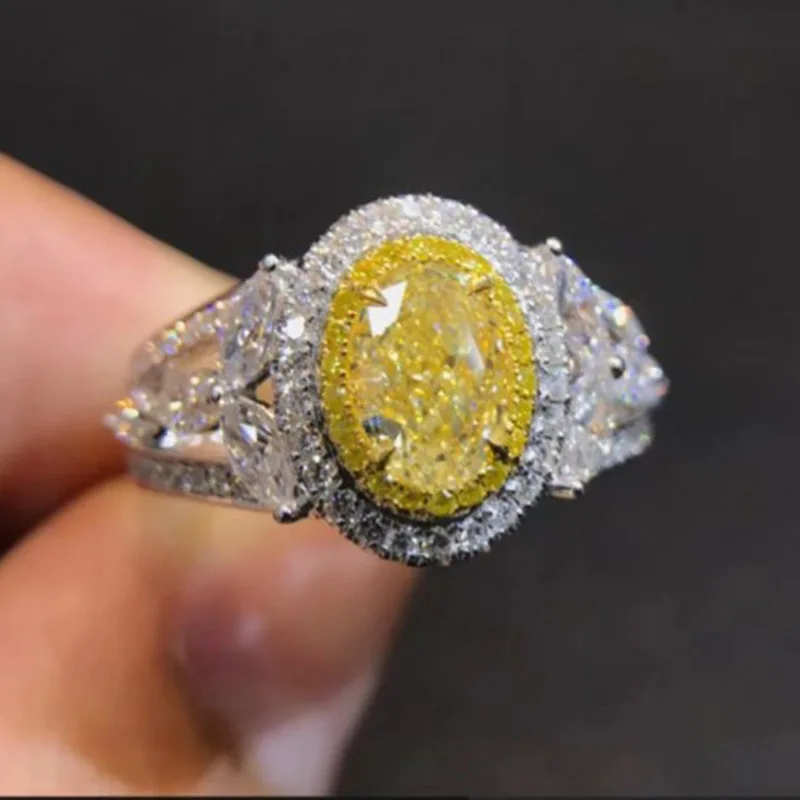Gorgeous Yellow Oval CZ Rings for Women Shiny Bridal Wedding Party Accessories Elegant Lady Ring High Quality Jewelry Wholesale
Gorgeous Yellow Oval CZ Rings for Women Shiny Bridal Wedding Party Accessories Elegant Lady Ring High Quality Jewelry Wholesale