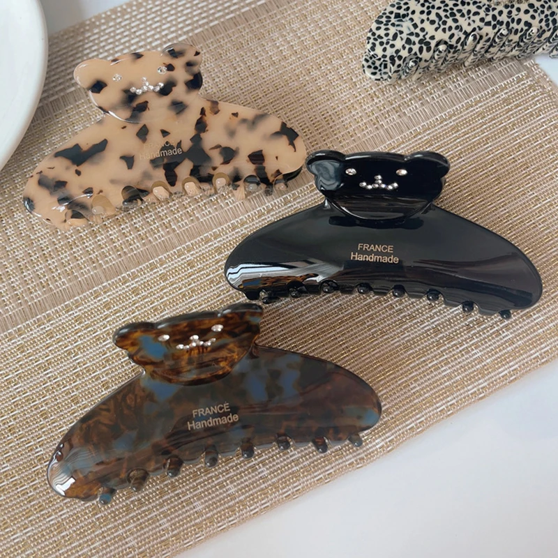 Chic Rhinestone Bear Classic Vintage Leopard Hair Claw Clip Cellulose Acetate Shark Clip Hair Accessories Women Animal Hairwear
Chic Rhinestone Bear Classic Vintage Leopard Hair Claw Clip Cellulose Acetate Shark Clip Hair Accessories Women Animal Hairwear