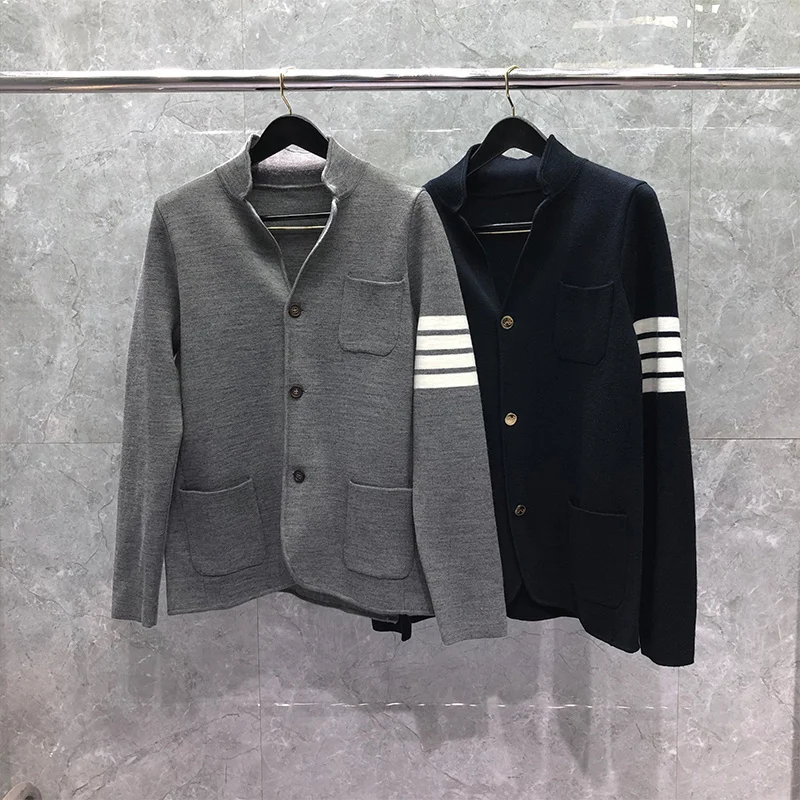 THOM Suit Jacket Autunm Winter Brand Coats Classic 4-bar Single Breasted Knitting Sport Blazer
THOM Suit Jacket Autunm Winter Brand Coats Classic 4-bar Single Breasted Knitting Sport Blazer