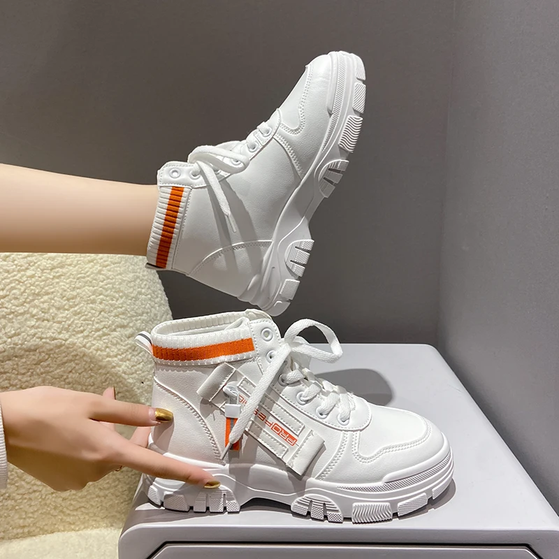 Autumn and Winter New High-top Women's Martin Boots Fashion and Comfortable Thick-soled Women's Casual Boots Motorcycle Boots
Autumn and Winter New High-top Women's Martin Boots Fashion and Comfortable Thick-soled Women's Casual Boots Motorcycle Boots