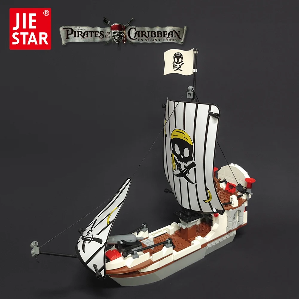 JIESTAR Creative Expert Ideas Ship Blocks Holiander Pirate Ship Caribbeans Boat Moc Bricks Model Building Blocks Kids Toys 30004
JIESTAR Creative Expert Ideas Ship Blocks Holiander Pirate Ship Caribbeans Boat Moc Bricks Model Building Blocks Kids Toys 30004