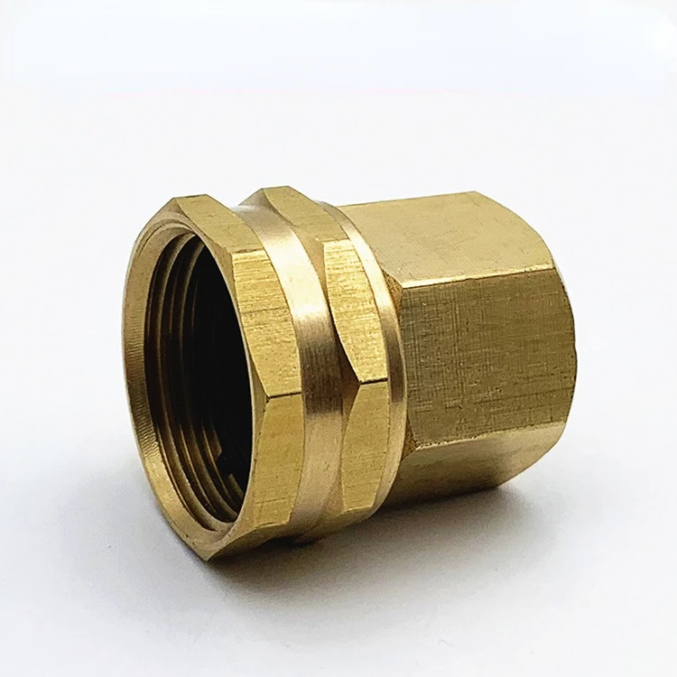 American Style Brass Swivel 3/4 to 1/2-14NPT Garden Hose Connection Copper Connector Female Adapter
American Style Brass Swivel 3/4 to 1/2-14NPT Garden Hose Connection Copper Connector Female Adapter