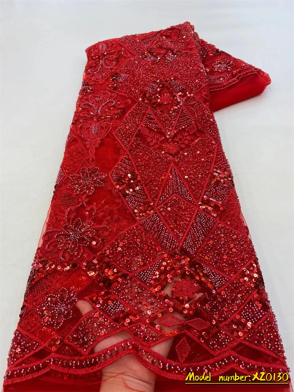African Lace Fabric 2022 With Beads Embroidery Sequins French Net Lace Tulle Mesh Fabrics RED Lace For Wedding Dress XZ0130
African Lace Fabric 2022 With Beads Embroidery Sequins French Net Lace Tulle Mesh Fabrics RED Lace For Wedding Dress XZ0130