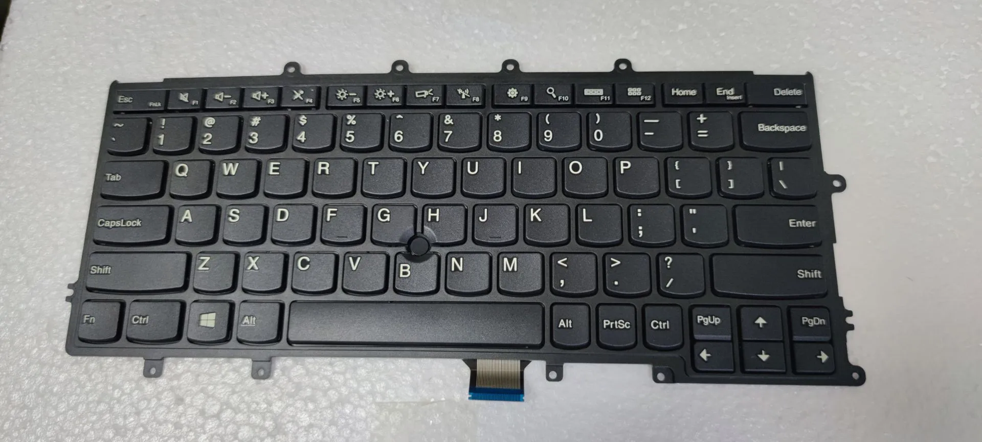 for lenovo IBM Thinkpad X240 X240S X250 X260 X270 oem Keyboard no backlit No point
for lenovo IBM Thinkpad X240 X240S X250 X260 X270 oem Keyboard no backlit No point