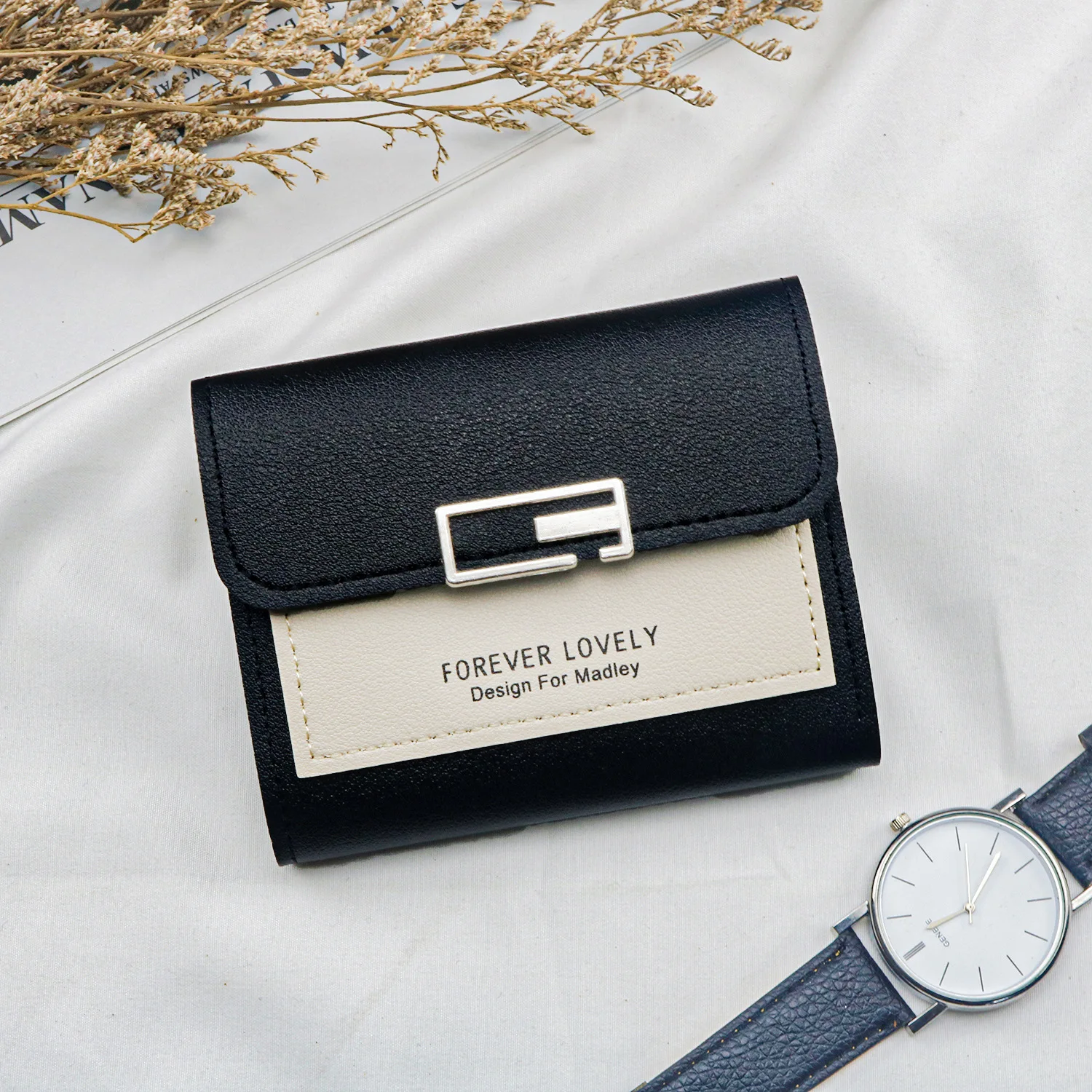 Короткий кошелек для женщин, Дамский бумажник из искусственной кожи, кредитница, маленький клатч для девушек 
Короткий кошелек для женщин, Дамский бумажник из искусственной кожи, кредитница, маленький клатч для девушек