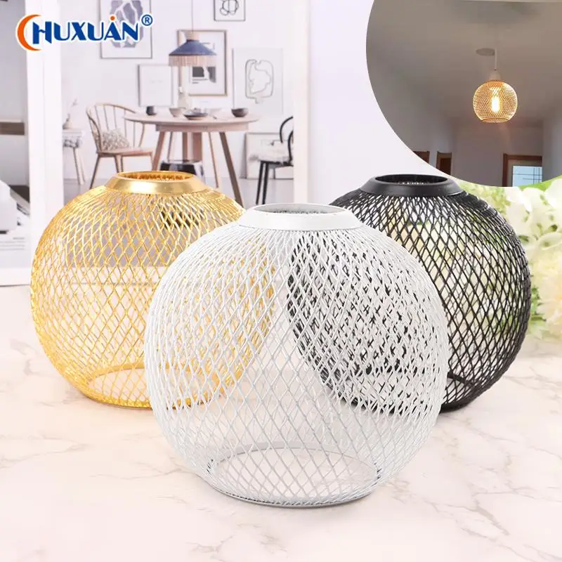 1pcs Hollow Out Metal Pendant Lamp Shade Cover Chandelier For Living Room Home Decoration Gold/black/white
1pcs Hollow Out Metal Pendant Lamp Shade Cover Chandelier For Living Room Home Decoration Gold/black/white