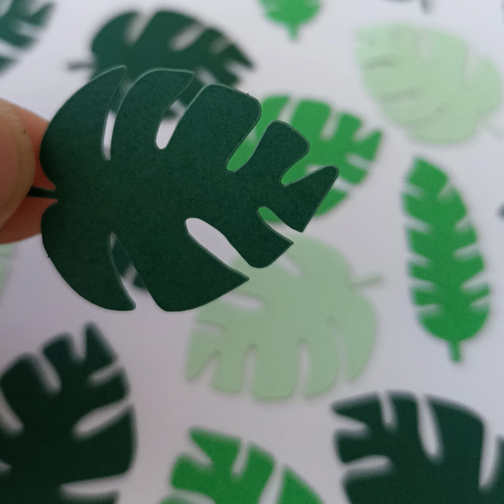 100Pcs Party Theme Decoration Confetti Tropical Jungle Plant Leaves Turtle Back Leaf Confetti Toss Paper
100Pcs Party Theme Decoration Confetti Tropical Jungle Plant Leaves Turtle Back Leaf Confetti Toss Paper