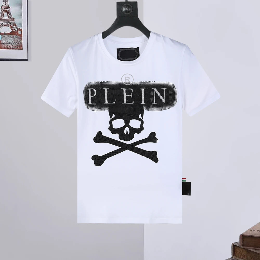 2022 summer new short sleeved men's cotton skull letter hot diamond top slim fitting T-shirt fashion trend round neck brand new
2022 summer new short sleeved men's cotton skull letter hot diamond top slim fitting T-shirt fashion trend round neck brand new