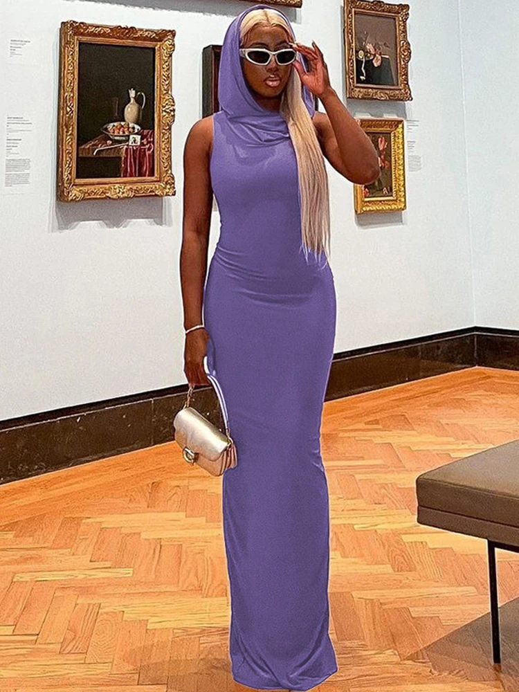 Женское длинное облегающее платье с капюшоном, без рукавов 
Женское длинное облегающее платье с капюшоном, без рукавов