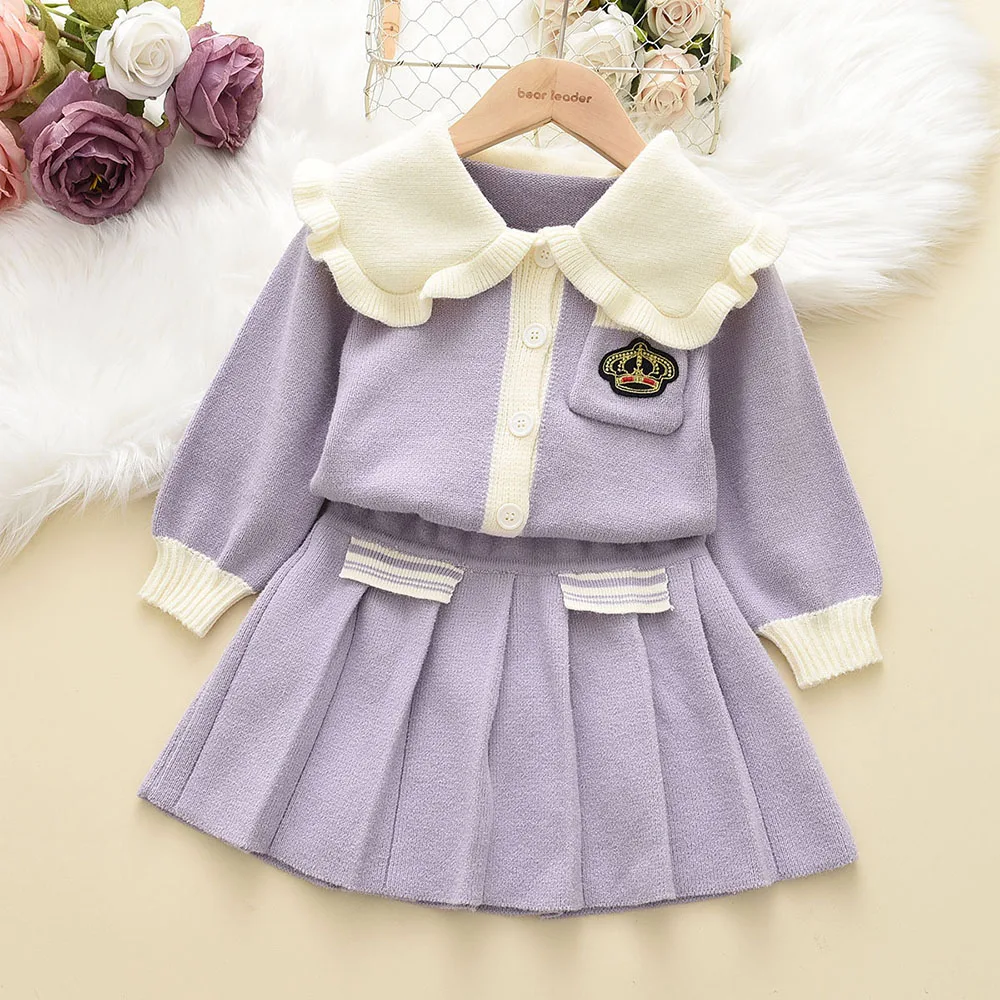 Женский трикотажный Костюм-двойка, осенне-зимний свитер с отворотом
Женский трикотажный Костюм-двойка, осенне-зимний свитер с отворотом