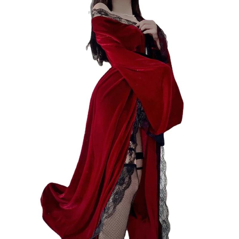 Flirtatious French Lace Nightdress Female Velvet Sexy Seduction Split Nightgown Bathrobe
Flirtatious French Lace Nightdress Female Velvet Sexy Seduction Split Nightgown Bathrobe
