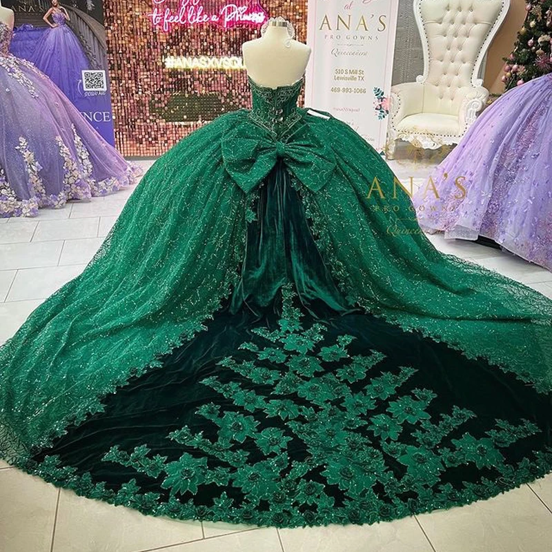 ANGELSBRIDEP Emerald Green Princess Quinceanera Dresses Sweetheart Ball Gown Lace Appliques Sweet 16 Dress Vestidos De 15 Años
ANGELSBRIDEP Emerald Green Princess Quinceanera Dresses Sweetheart Ball Gown Lace Appliques Sweet 16 Dress Vestidos De 15 Años