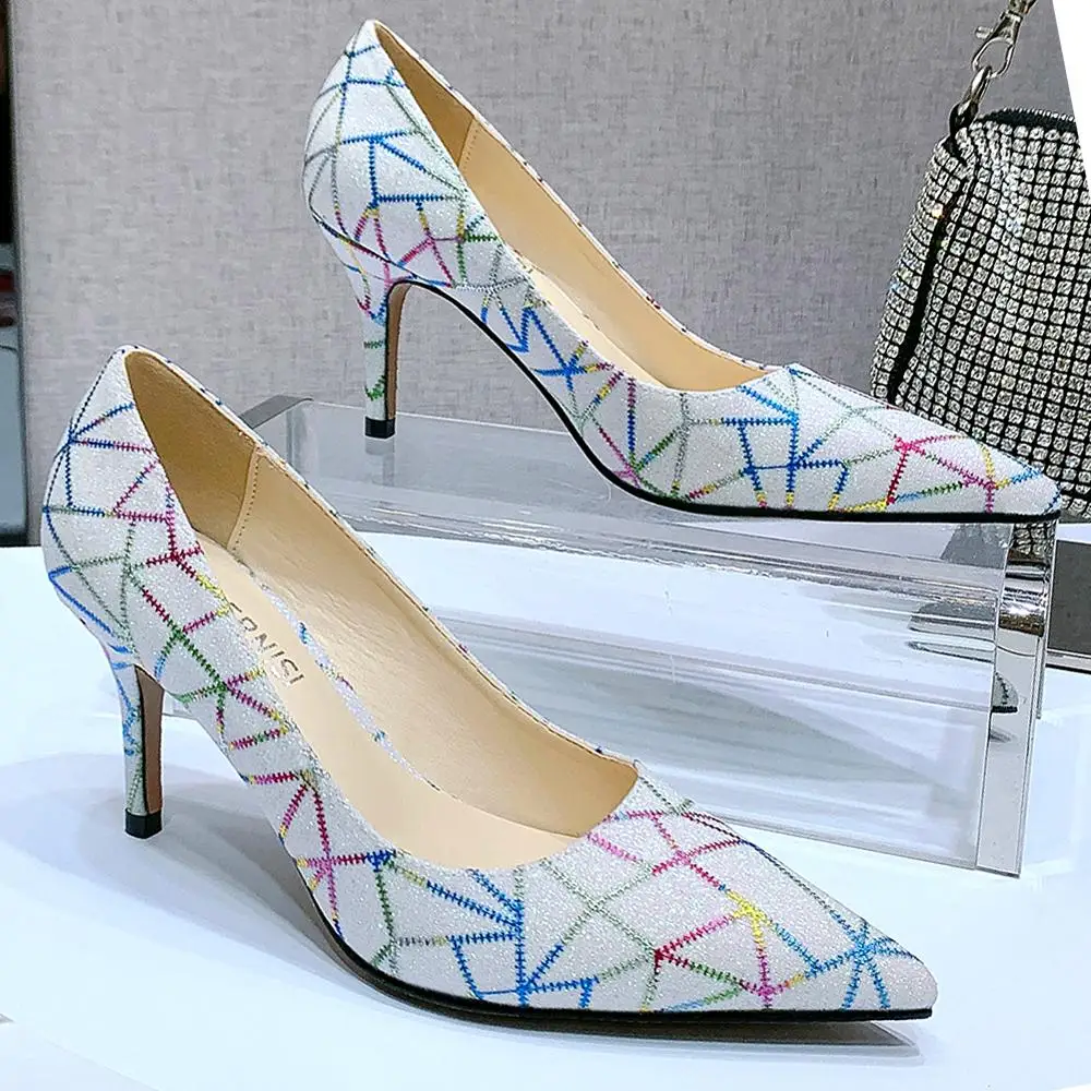 7.5cm Samll Heel Heels Ladies Shoes Colorful Lines Shiny Comfort Pumps Shoes Pointed Toe Women's Evening Dress For Wedding Daily
7.5cm Samll Heel Heels Ladies Shoes Colorful Lines Shiny Comfort Pumps Shoes Pointed Toe Women's Evening Dress For Wedding Daily