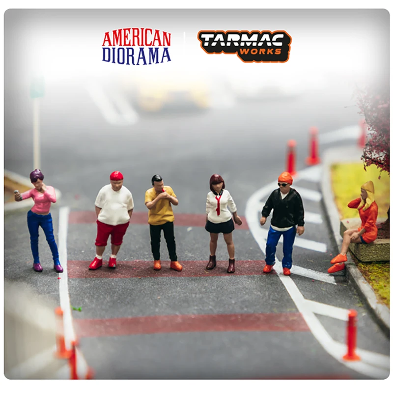 Tarmac Works 1:64 Resin Figures Model Car Team Party Display Collection
Tarmac Works 1:64 Resin Figures Model Car Team Party Display Collection