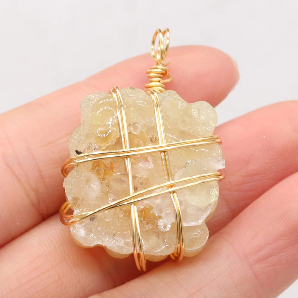 Natural Semi-precious Stones Topaz Reiki Crystal Silver Wire Square Pendant for Jewelry Making DIY Necklace Accessorie Wholesale
Natural Semi-precious Stones Topaz Reiki Crystal Silver Wire Square Pendant for Jewelry Making DIY Necklace Accessorie Wholesale