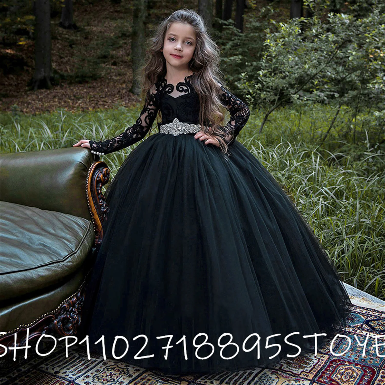 Детское кружевное платье из тюля, с длинным рукавом и поясом с кристаллами
Детское кружевное платье из тюля, с длинным рукавом и поясом с кристаллами