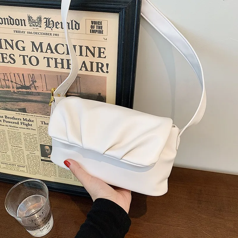 2021 New Trend Solid Color Pu Leather Bags for Women Fashion Shoulder Bag Female Elegant Handbags and Simple Purse
2021 New Trend Solid Color Pu Leather Bags for Women Fashion Shoulder Bag Female Elegant Handbags and Simple Purse