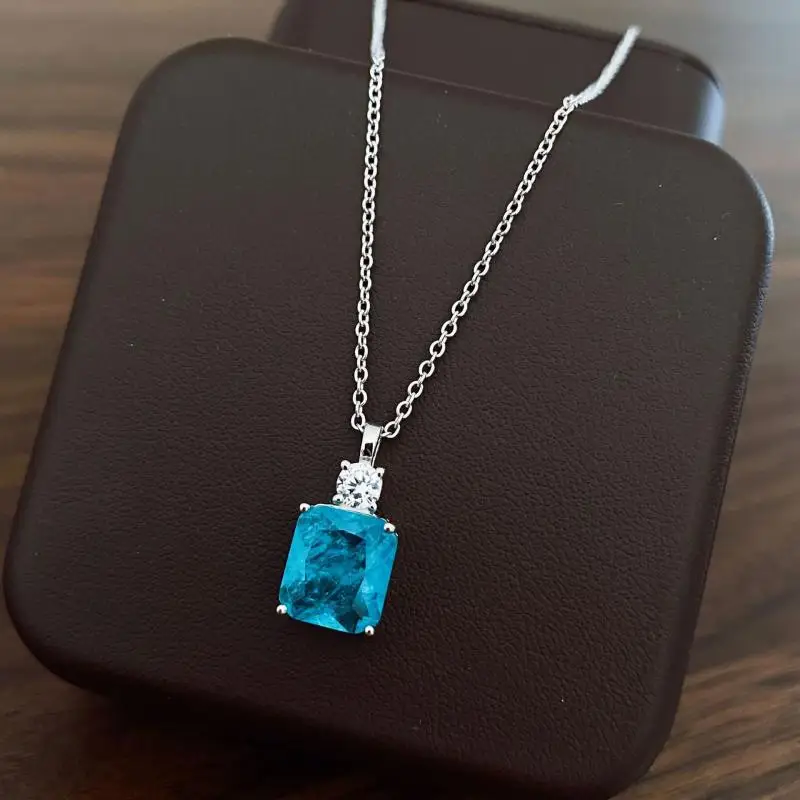 New Exquisite Fashion Silver Plated Synthetic Sea Blue Paraiba Tourmaline Pendant Necklace for Women Elegant High End Jewelry
New Exquisite Fashion Silver Plated Synthetic Sea Blue Paraiba Tourmaline Pendant Necklace for Women Elegant High End Jewelry
