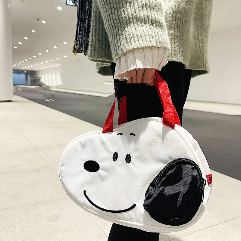 New Japanese Style White Snoopy Tote Bag Anime Office Students Bento Insulation Bag Cartoon Travel Shopping Pouch Organizer Gift
New Japanese Style White Snoopy Tote Bag Anime Office Students Bento Insulation Bag Cartoon Travel Shopping Pouch Organizer Gift