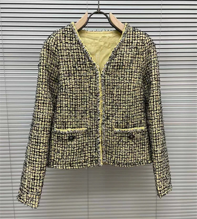 European and American women's clothing winter 2022 new Long sleeve V-neck buttons fashion Yellow tweed coat
European and American women's clothing winter 2022 new Long sleeve V-neck buttons fashion Yellow tweed coat