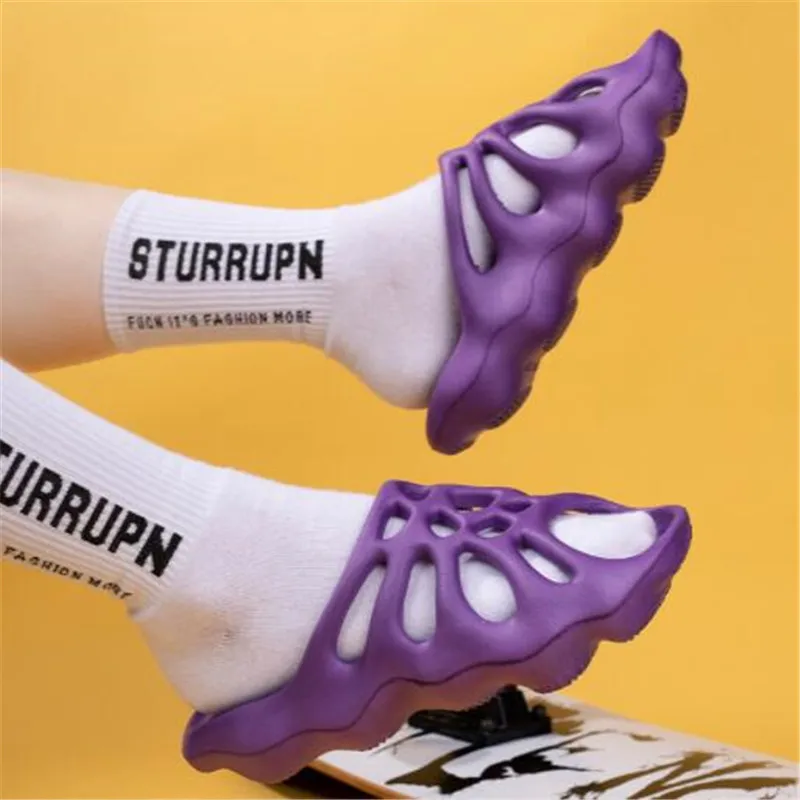 Men's Summer Beach Shoes Male Personality Bubble Slippers Unisex Running Sandals Women's Home Massage Slides Ladies Flip Flops
Men's Summer Beach Shoes Male Personality Bubble Slippers Unisex Running Sandals Women's Home Massage Slides Ladies Flip Flops