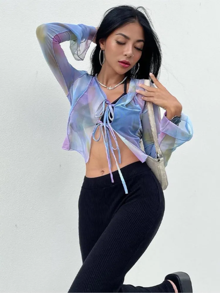 Gauze Shirts Women Tops Lace Up V Neck Full Sleeve Blouses Summer Tie Dye Gradient Sexy Mesh See Through Short Blusa Tops Tunics
Gauze Shirts Women Tops Lace Up V Neck Full Sleeve Blouses Summer Tie Dye Gradient Sexy Mesh See Through Short Blusa Tops Tunics