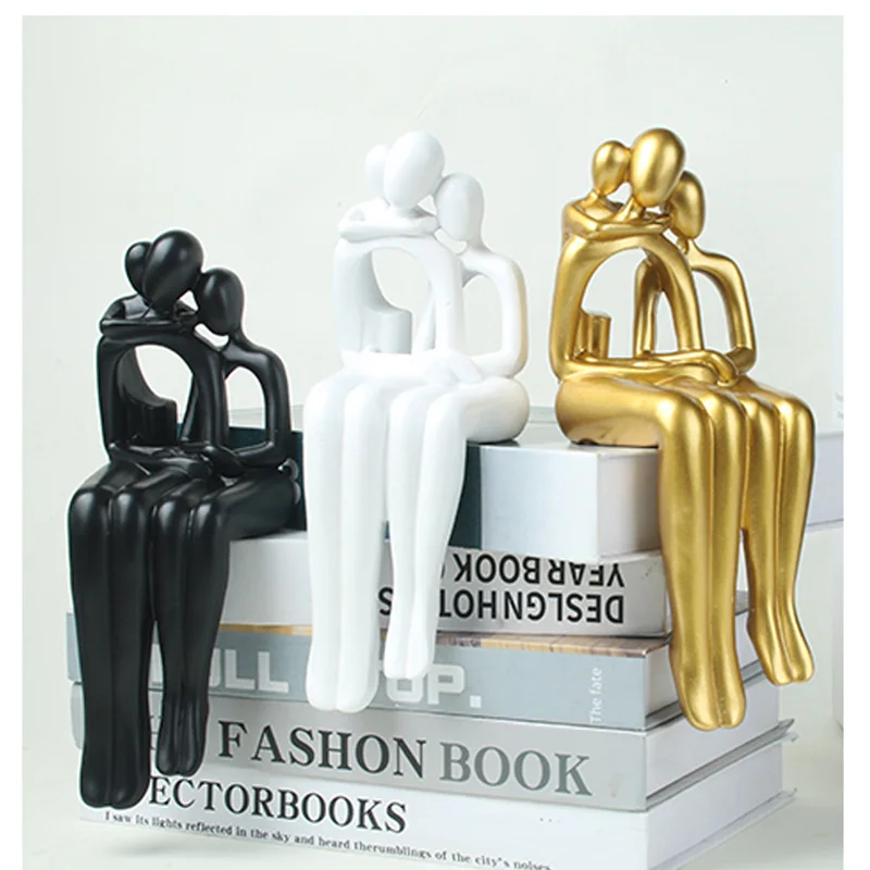 Modern Decorative Figurines Golden Sculpture Warm Family Ornaments Desk Decoration Study Bookshelf Decoration Office Home Decor
Modern Decorative Figurines Golden Sculpture Warm Family Ornaments Desk Decoration Study Bookshelf Decoration Office Home Decor