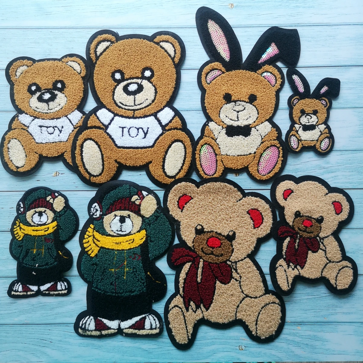 

embroidery big chenille bear patch,embroidered sew on animal cartoon small patches,bears badges ,appliques for clothing A219271