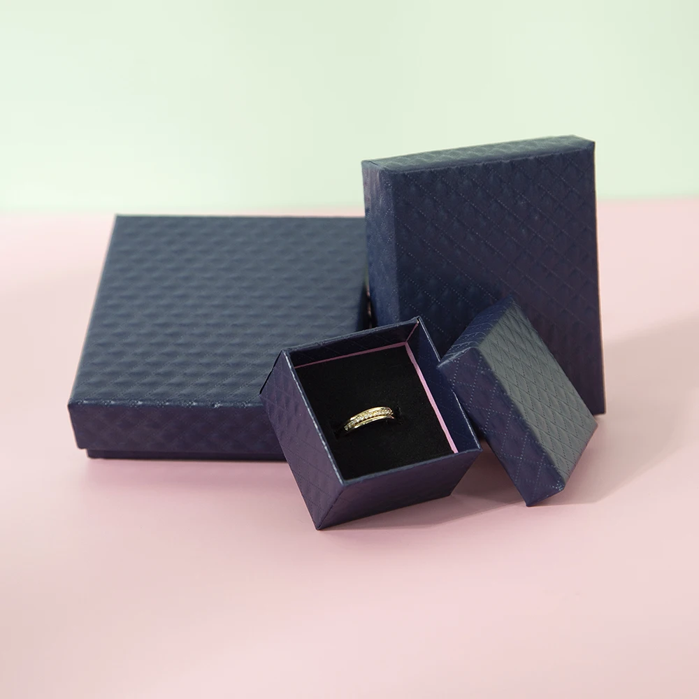 24pcs jewelry Case For Necklace Earrings Ring Bracelet Pendant Box Travel Jewelry Organizer Girls Jewelry Box Custom Logo Size
24pcs jewelry Case For Necklace Earrings Ring Bracelet Pendant Box Travel Jewelry Organizer Girls Jewelry Box Custom Logo Size