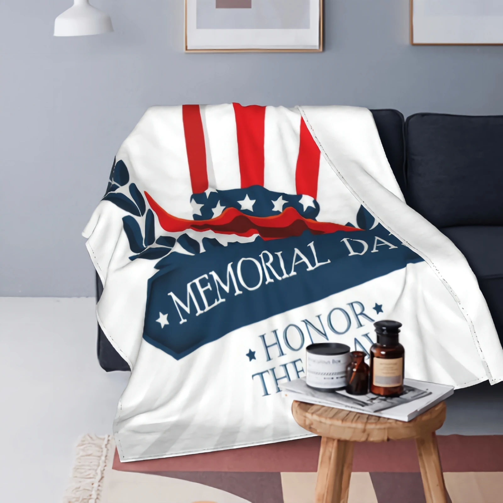 Фланелевая шапка-одеяло с надписью «Happy Мемориал»
Фланелевая шапка-одеяло с надписью «Happy Мемориал»