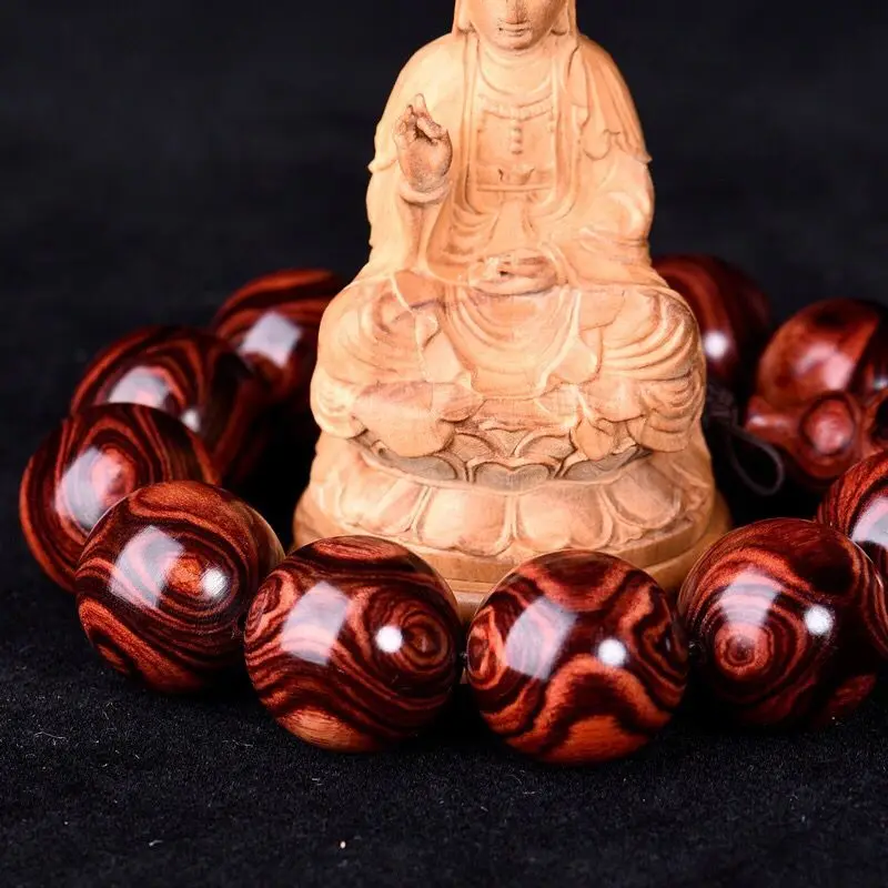 SNQP Authentic Hainan Huanghua Pear Bracelet 20 Ghost Face Eye Jewelry Indian Small Leaf Red Sandalwood
SNQP Authentic Hainan Huanghua Pear Bracelet 20 Ghost Face Eye Jewelry Indian Small Leaf Red Sandalwood