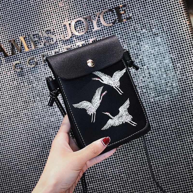PU Leather Women Phone Bag Fashion Lanyard Lady Bags Crossbody Handbag Waterproof Cell Phones Bag for Apple Android Smartphone
PU Leather Women Phone Bag Fashion Lanyard Lady Bags Crossbody Handbag Waterproof Cell Phones Bag for Apple Android Smartphone